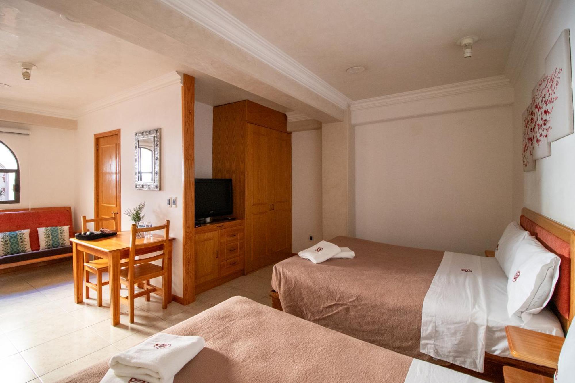 Suites Sevilla Пуэбла Экстерьер фото