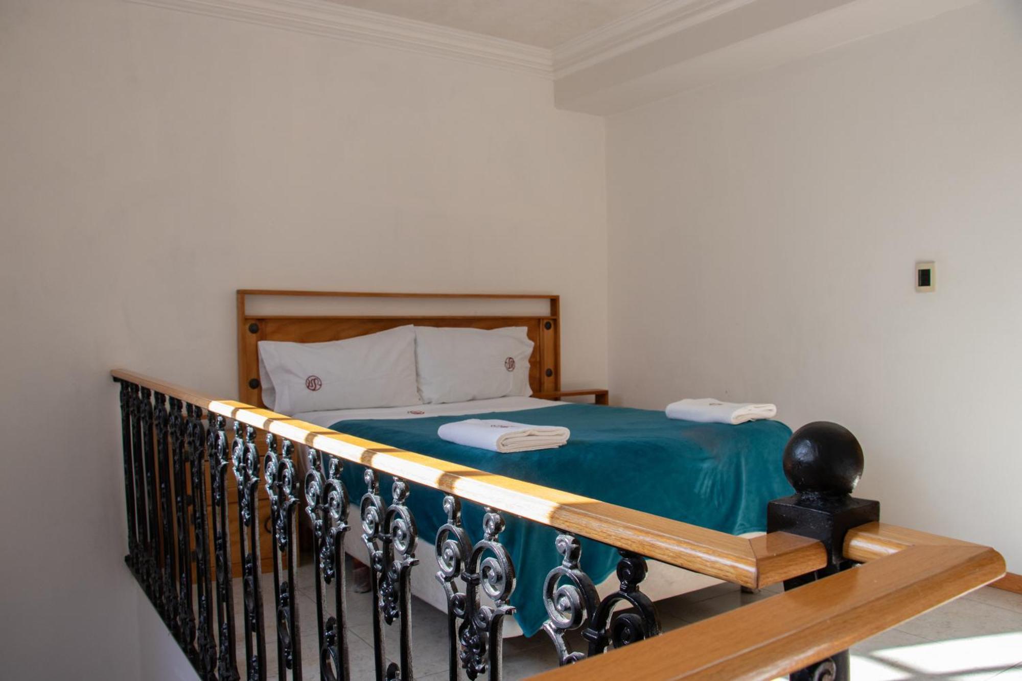 Suites Sevilla Пуэбла Экстерьер фото