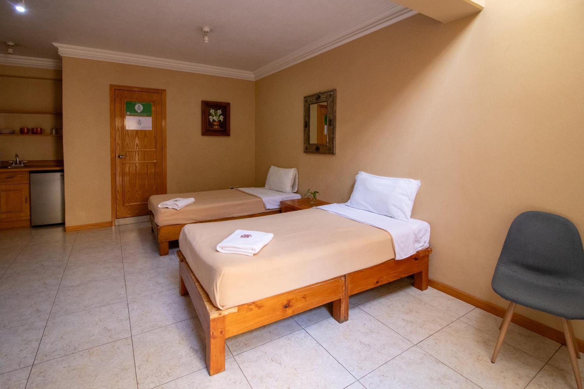Suites Sevilla Пуэбла Экстерьер фото