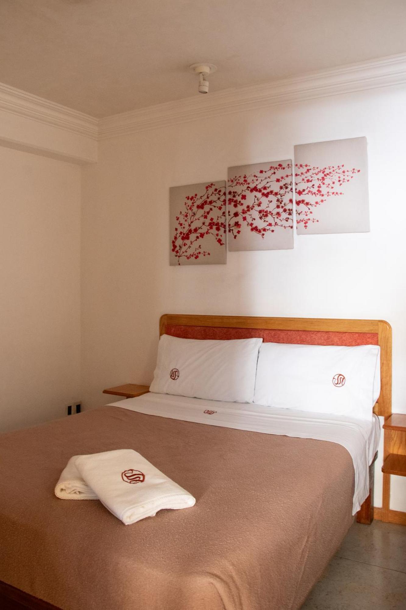 Suites Sevilla Пуэбла Экстерьер фото