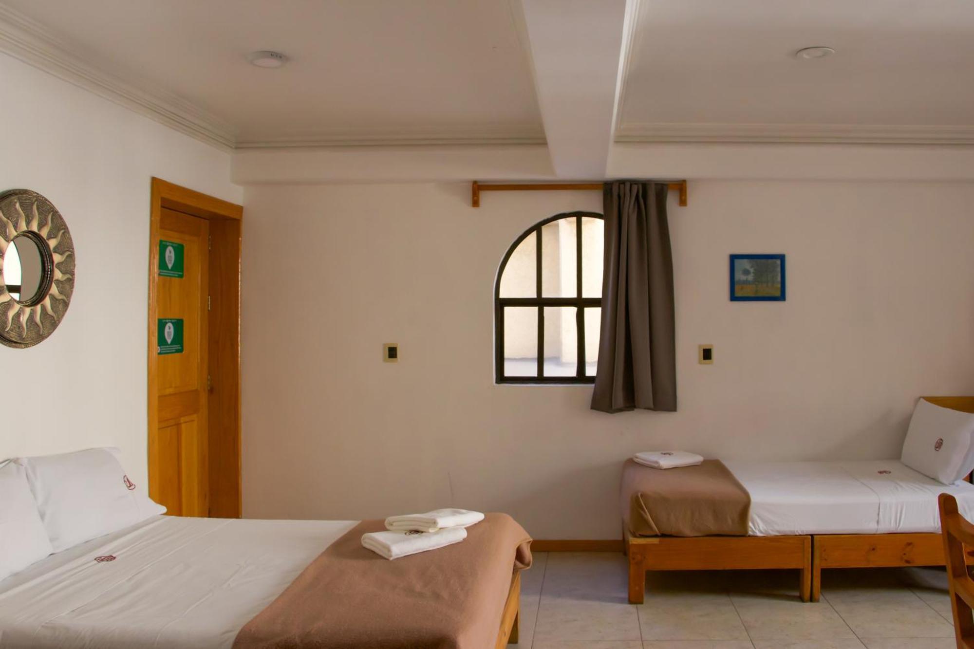 Suites Sevilla Пуэбла Экстерьер фото