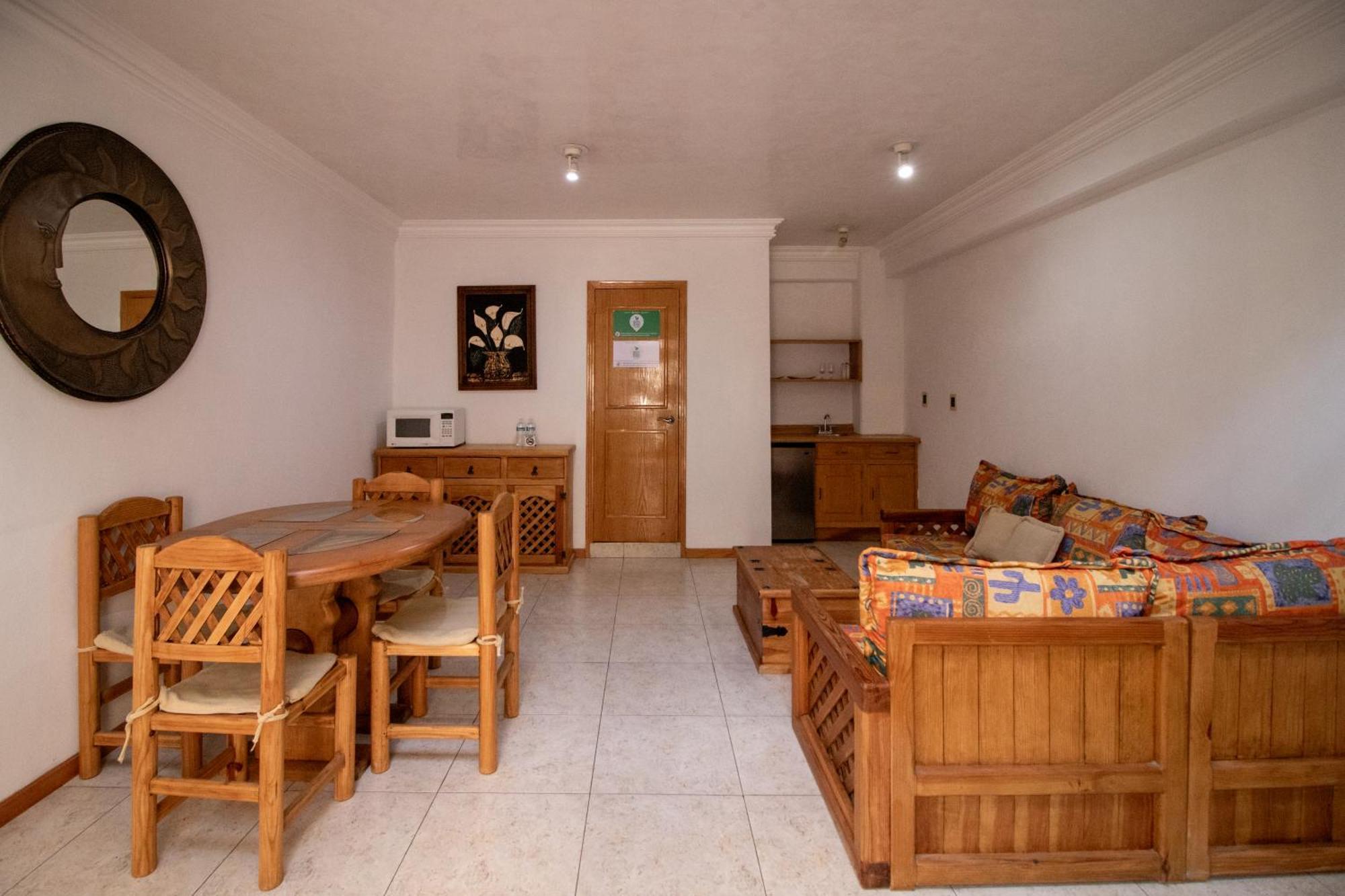 Suites Sevilla Пуэбла Экстерьер фото